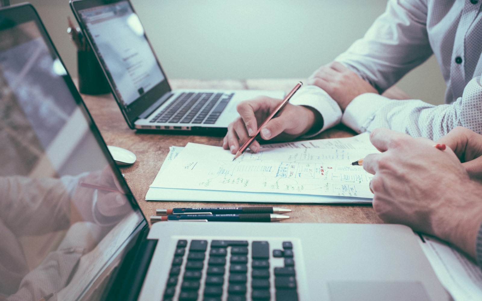 Corporate advisory legal agreements and terms of engagement documentation
